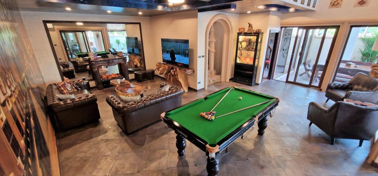 Potterland Luxury Pool Villa Pattaya Walking Street 6 Bedrooms Bagian luar foto