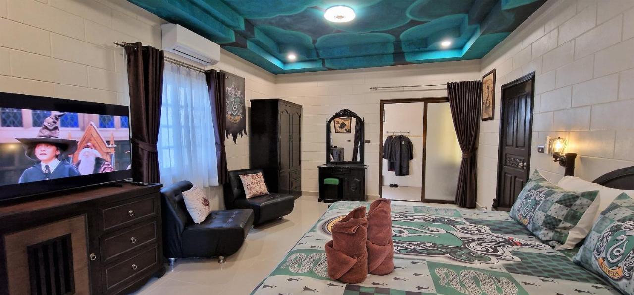 Potterland Luxury Pool Villa Pattaya Walking Street 6 Bedrooms Bagian luar foto