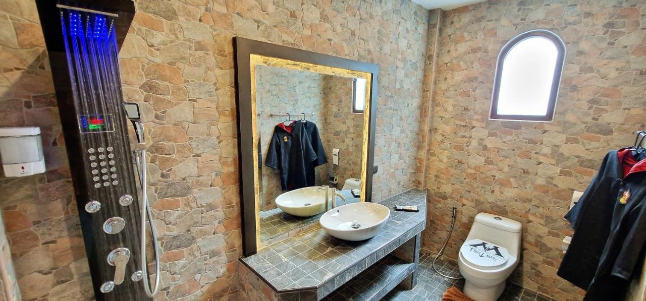 Potterland Luxury Pool Villa Pattaya Walking Street 6 Bedrooms Bagian luar foto