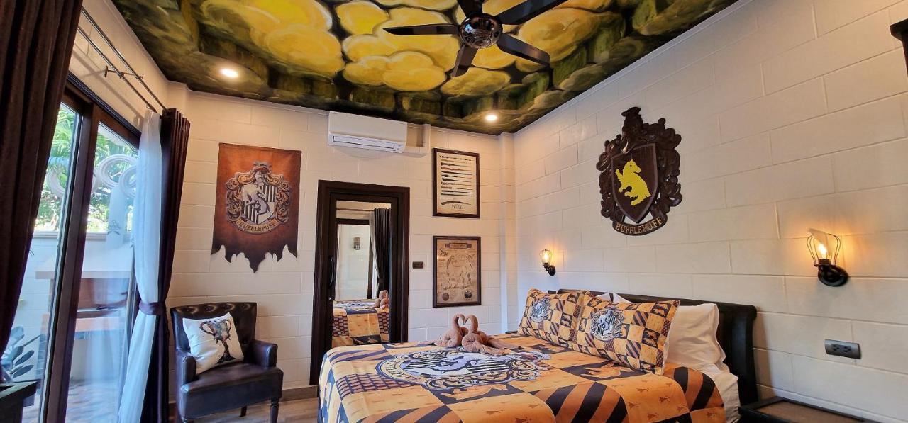 Potterland Luxury Pool Villa Pattaya Walking Street 6 Bedrooms Bagian luar foto